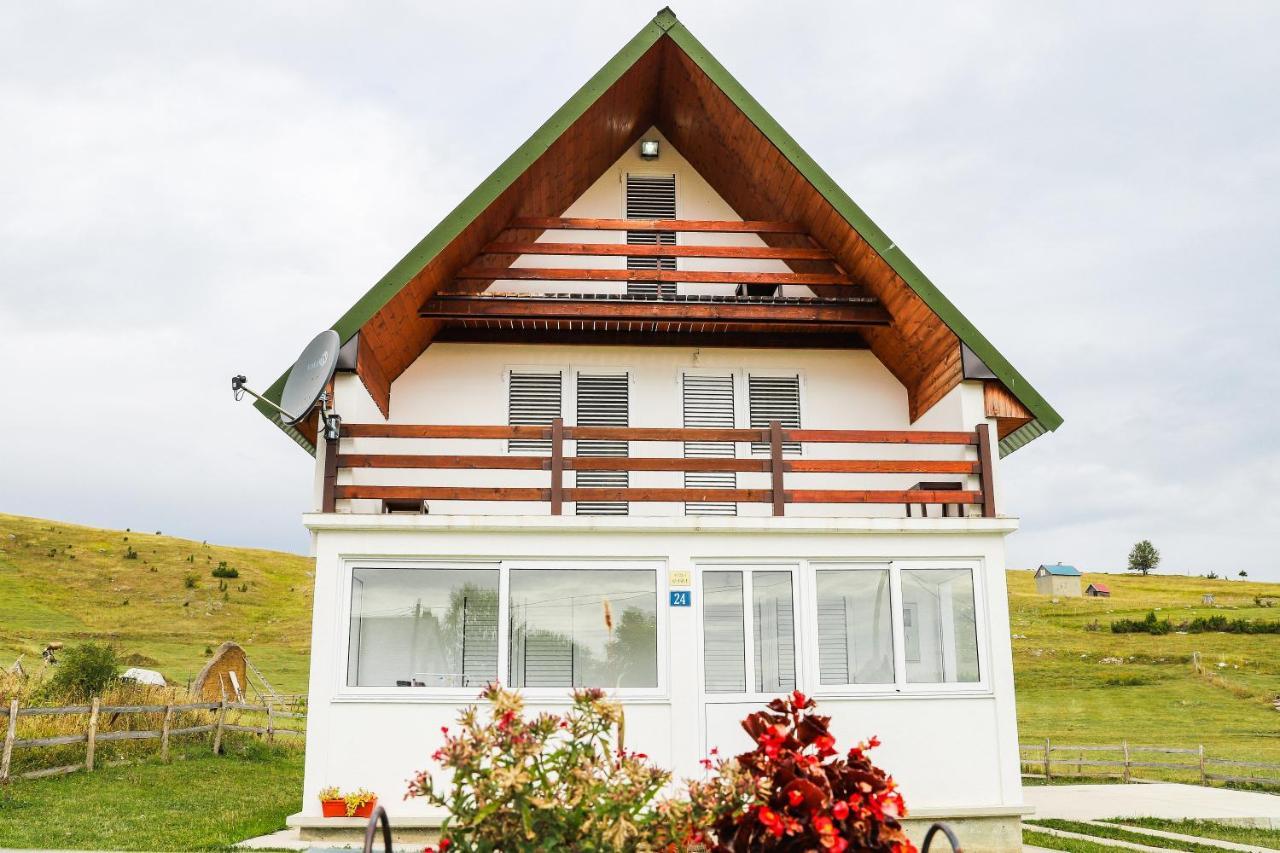 Guest House Sara 자블야크 외부 사진
