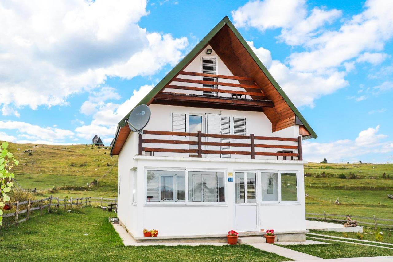 Guest House Sara 자블야크 외부 사진