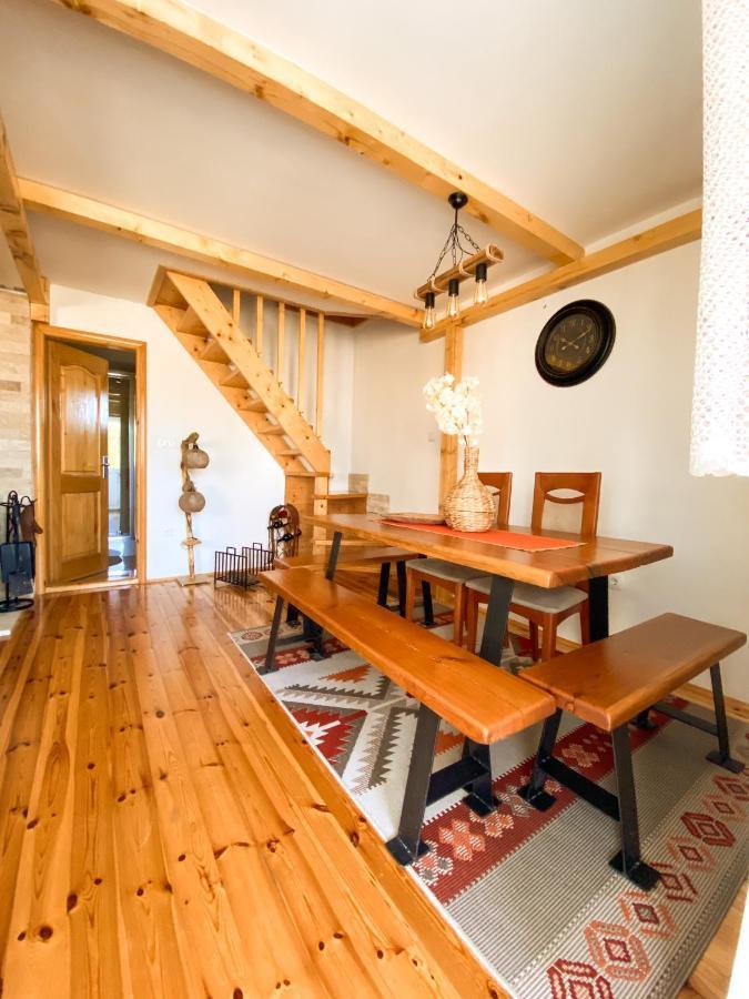 Guest House Sara 자블야크 외부 사진