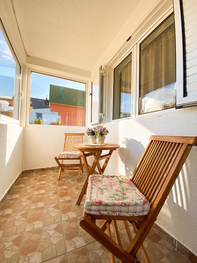 Guest House Sara 자블야크 외부 사진