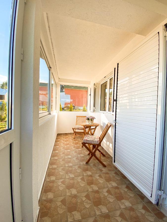 Guest House Sara 자블야크 외부 사진