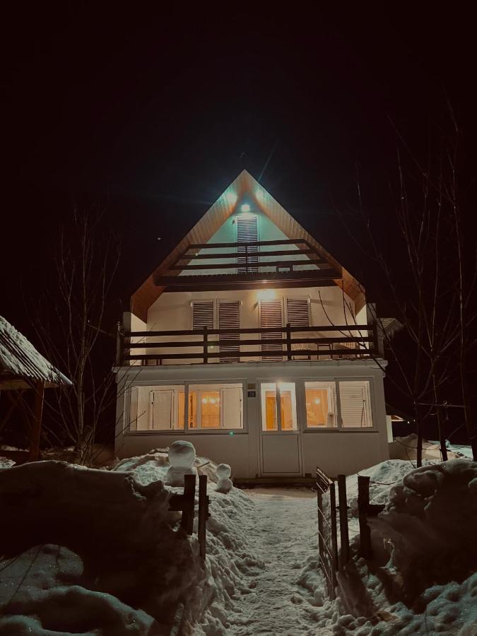Guest House Sara 자블야크 외부 사진